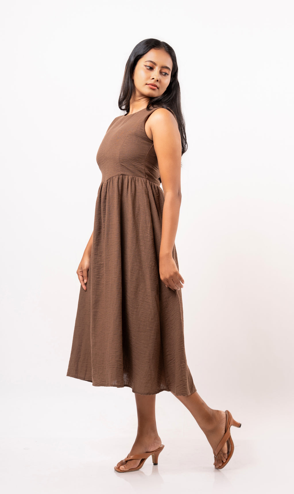 Elegant Flow Midi Dress